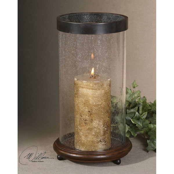 Layla, Candleholder