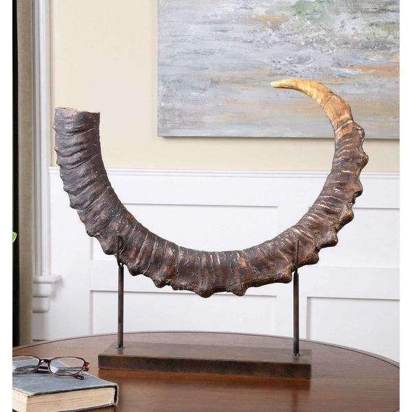 Sable Antelope Horn, Sculpture