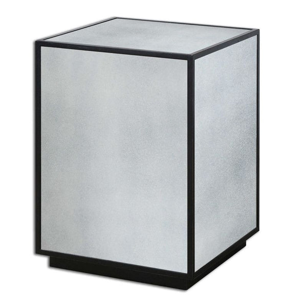 Matty, Mirrored Side Table