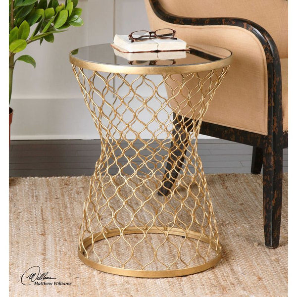 Naeva, End Table