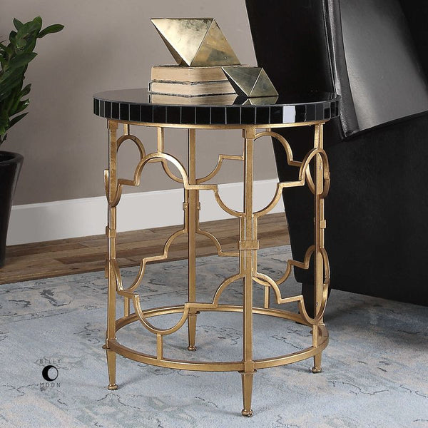 Mosi, Accent Table
