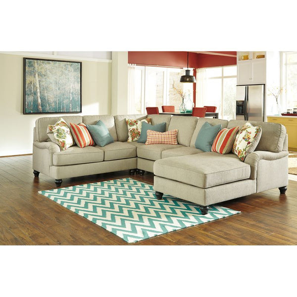 Kerridon Sectional w/Chaise Right