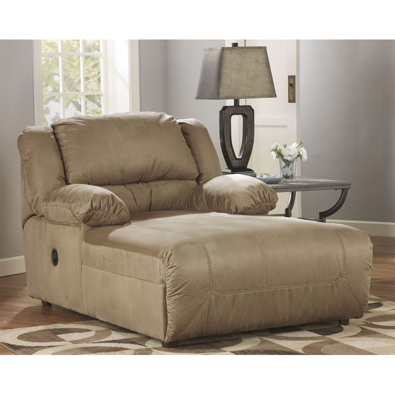 Hogan D Press Back Chaise