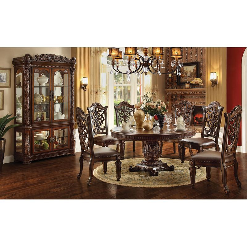 Dining Table WIth Pedestal (60"Dia)