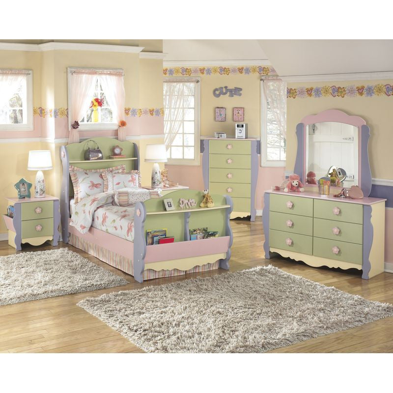 Doll House Bedroom Group (Twin)