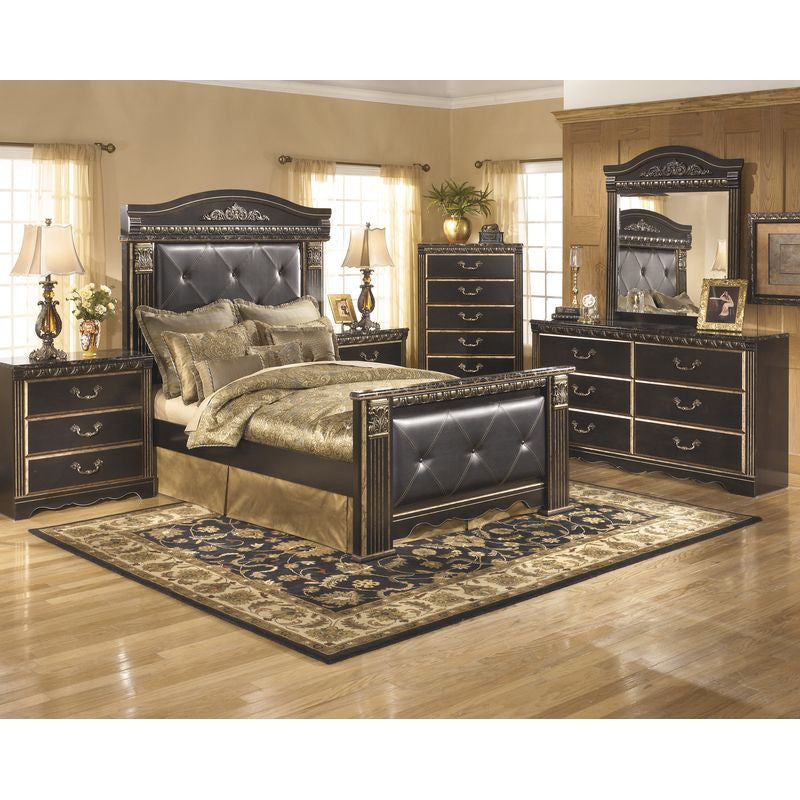 Coal Creek Panel Bedroom Group (Queen)