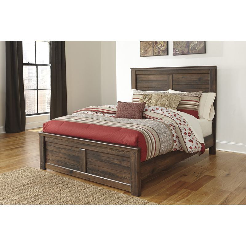 Quinden Panel Bed (Queen)