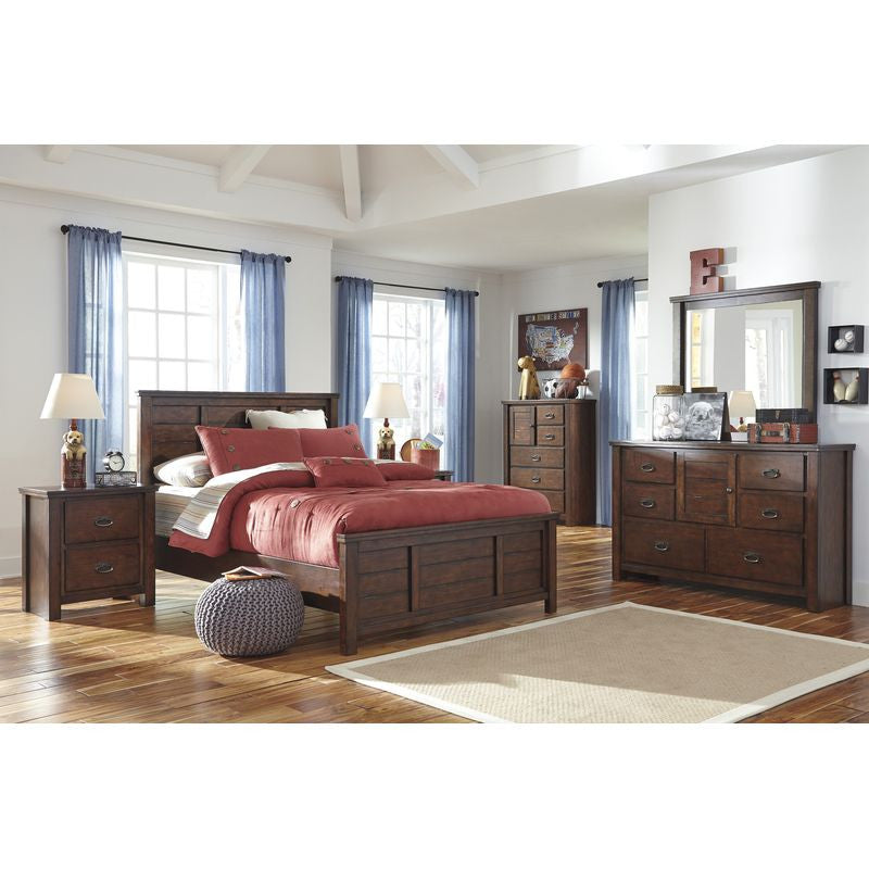 Ladiville Bedroom Group (Full Panel)