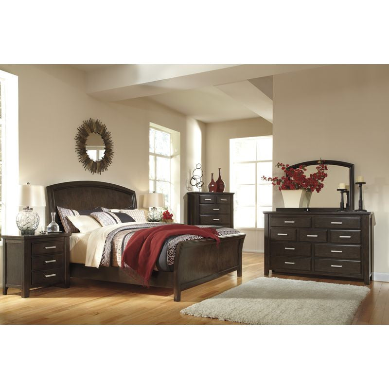 Lanquist Bedroom Group (King Sleigh)