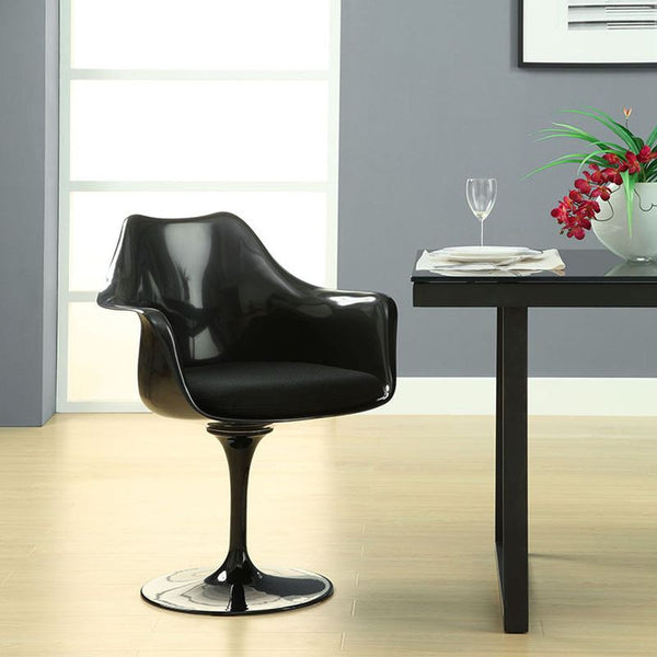 Lippa Dining Armchair in Black