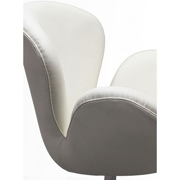 Wing Leather Lounge Chair in White
