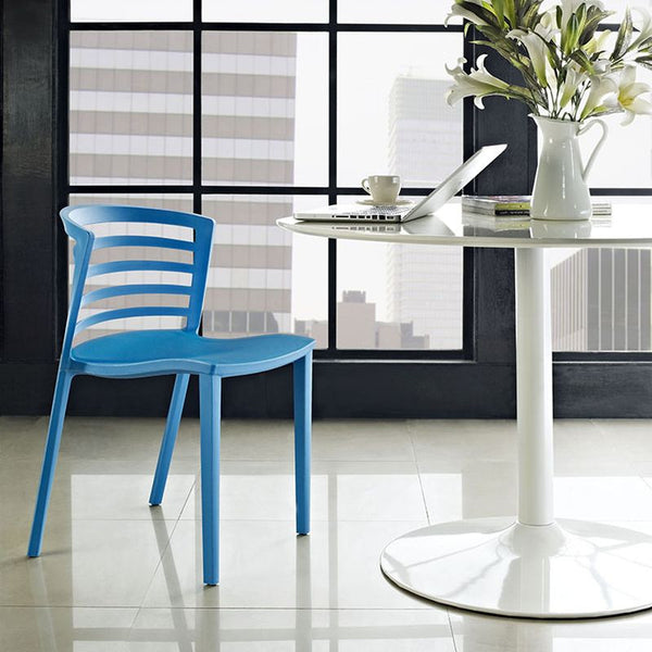 Curvy Dining Side Chair in Blue