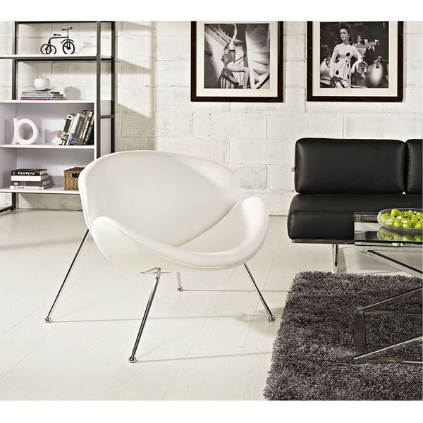 Nutshell Lounge Chair in White