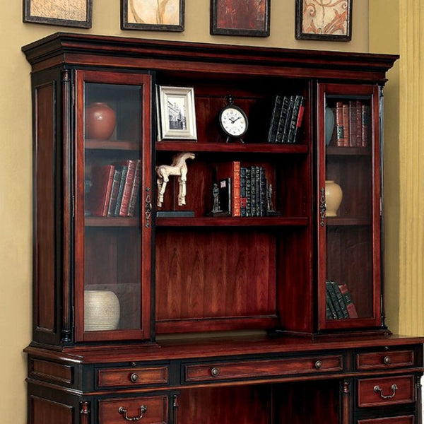Strandburg Hutch