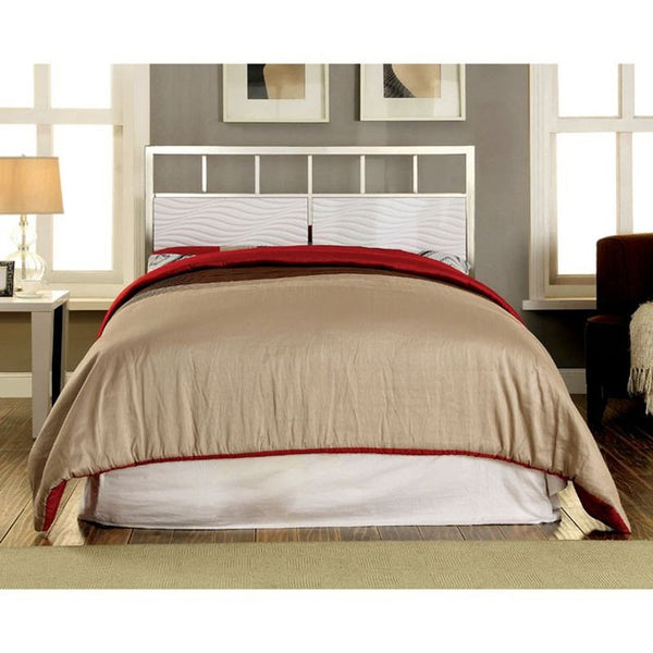 Calvin White/Chrome Queen Bed